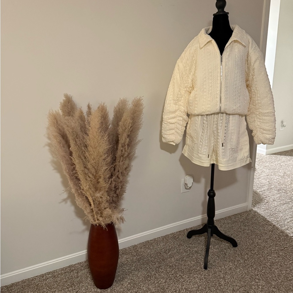 AKIRA Cream Eyelet Short Set w/ Spring Bomber Jacket